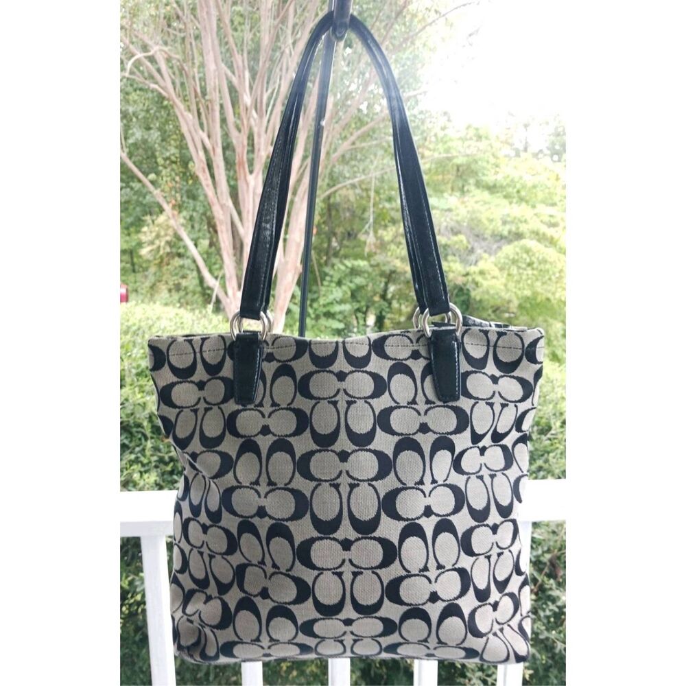 Coach signature stripe medium F28504 patent handles canvas signature c
